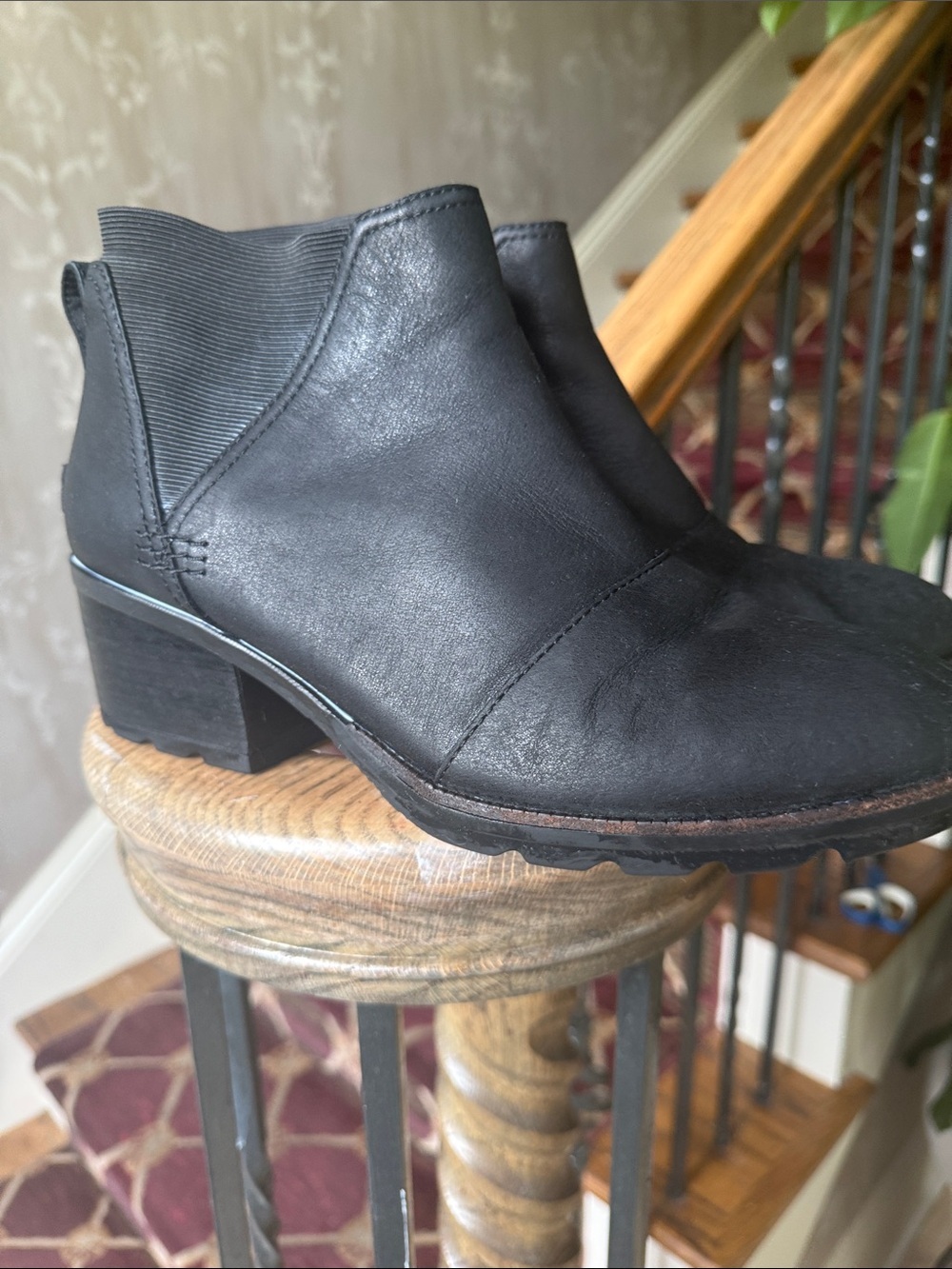 SORREL Chelsea leather boots. Size 10. Black very good condition - Picture 3 of 9